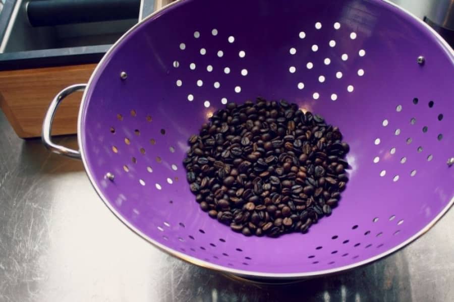 Roasted coffee beans