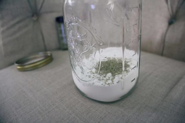 Homemade Air Freshener with Baking Soda