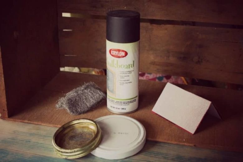 Chalkboard Painting Mason Jar Lids