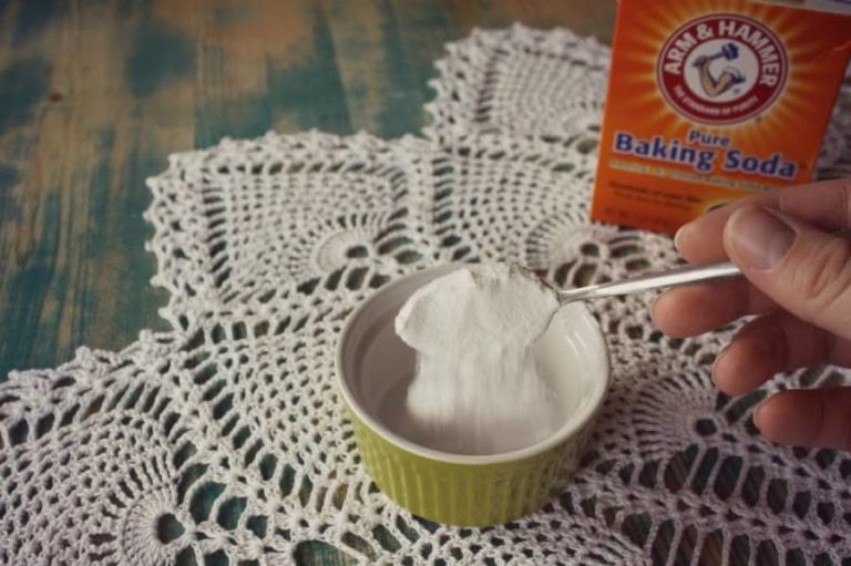 Homemade Natural Shoe Deodorizer & Freshener