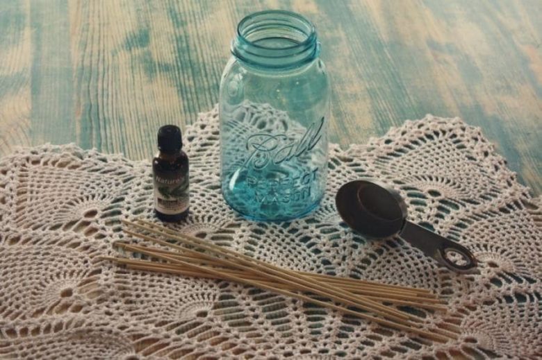 Homemade Reed Diffuser with Water