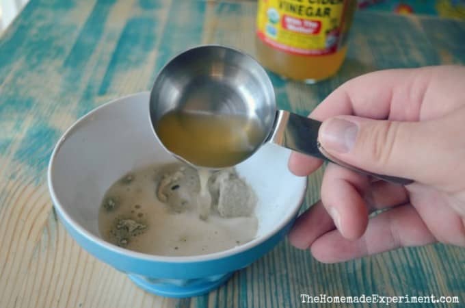 homemade clay pore cleansing facial mask - add apple cider vinegar