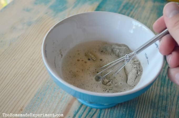 homemade clay pore cleansing facial mask - stir the ingredients together