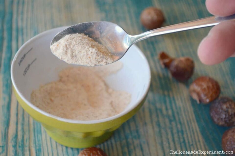 How To Make & Use Homemade Powder Soap Nuts Laundry Detergent