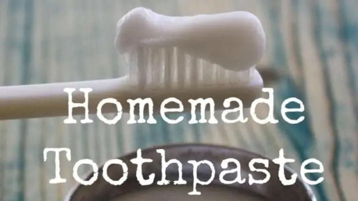 DIY Baking Soda Toothpaste